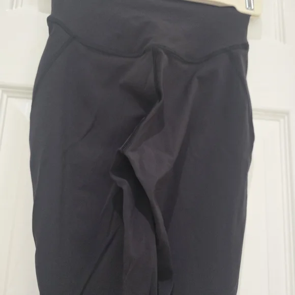 Lululemon Base Pace High-Rise Tight 28" Black Size 2 - Picture 7 of 8